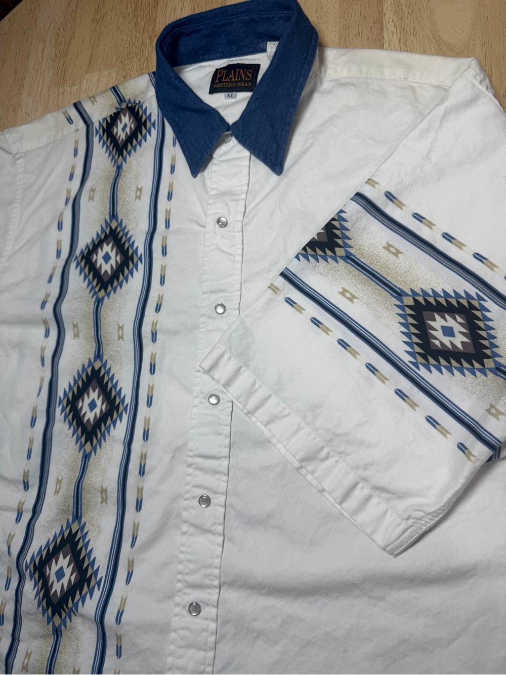 VTG Plains Western Wear Aztec Pearl Snap White Denim Collar Short Sleeve Mens XL